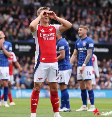 大发体育-英超-特罗萨德双响马丁内利破门,大发助力你的致富之路!