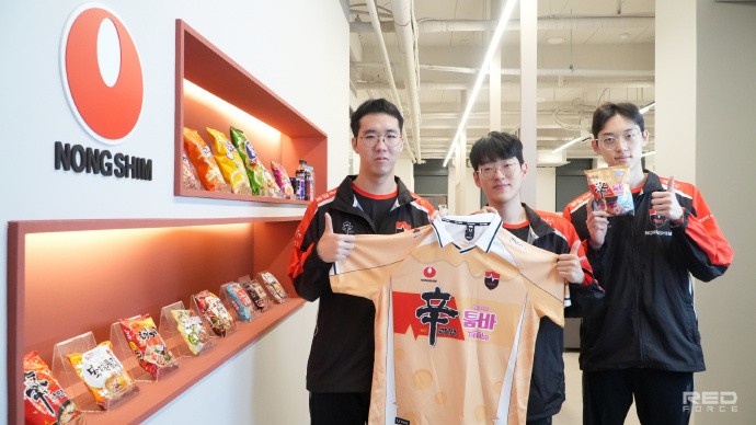 NS晒队员参观照：Ns RedForce入职培训结束❗