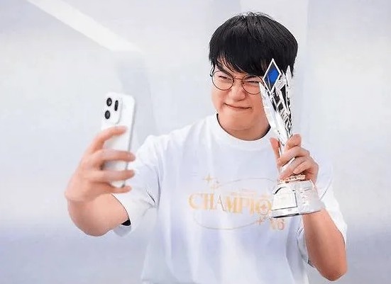 Gumayusi:选手的个人能力都非常出众,HLE实力目前只发挥20%