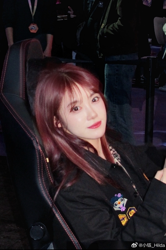 羡慕Rookie！小钰晒照：TPO太好玩咯