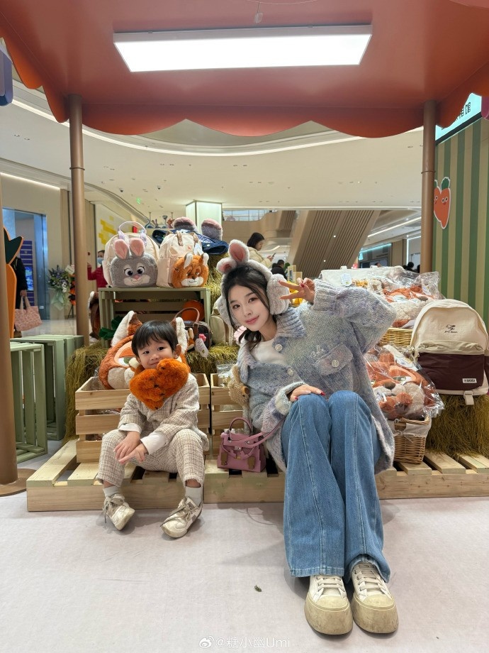 糖小幽晒与doinb小金合照：感恩生命中所有的一切❤