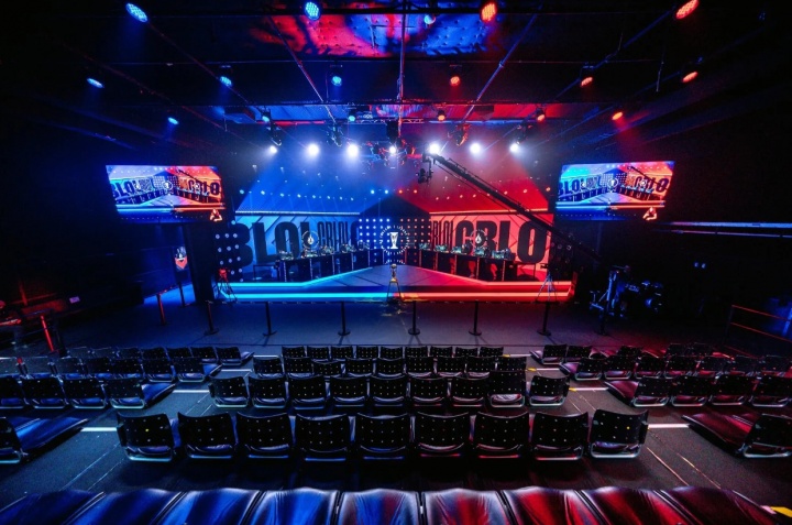 人数太少，2026先锋赛比赛场馆仅能容纳140名观众