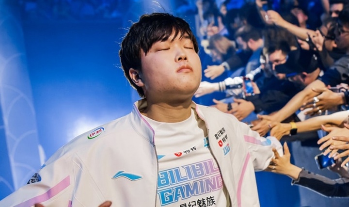 Bin:对印度上单没什么想说的,他能碰到我就已经很优秀了