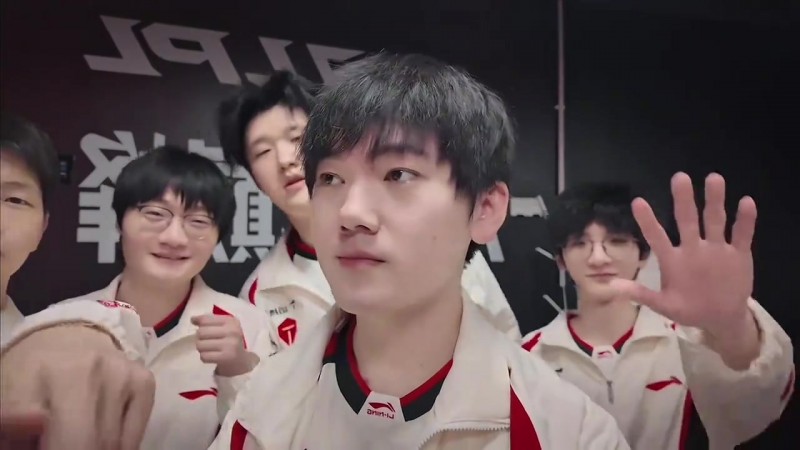 JackeyLove赛后发布视频：兄弟们，五连胜了！